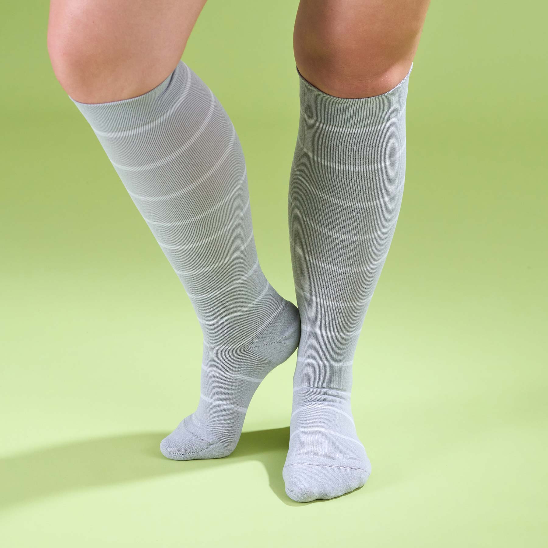Knee-High Compression Socks - Stripes (20-30 mmHg)