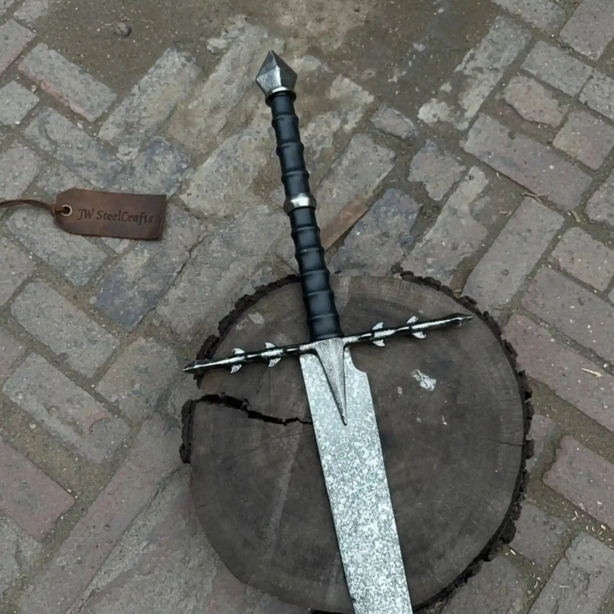 Thornguard Handmade Dark Fantasy Greatsword | Thorn Spike Carbon Steel
