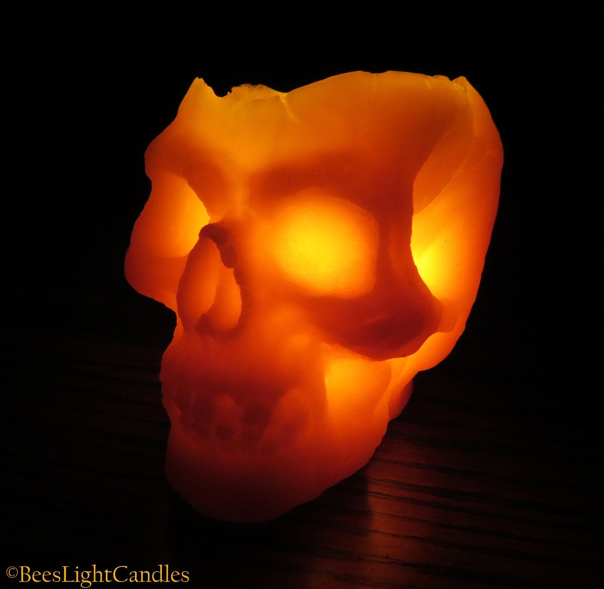 Large Skull Beeswax Candle (White or Yellow)