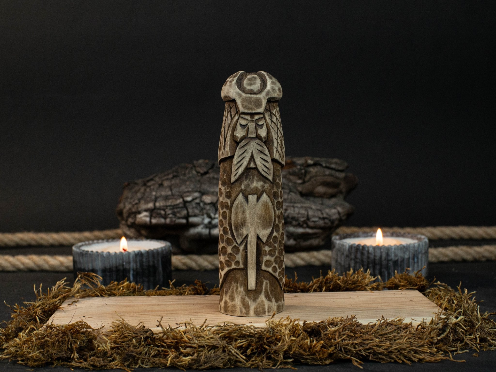Vidar Figurine – 14 cm (5.7 inches) Hand-Carved Wooden Statue of the Norse God of Vengeance
